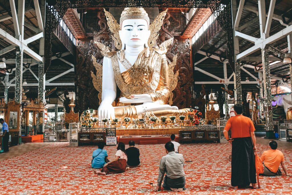 Nga-htat-gyi Buddha Temple