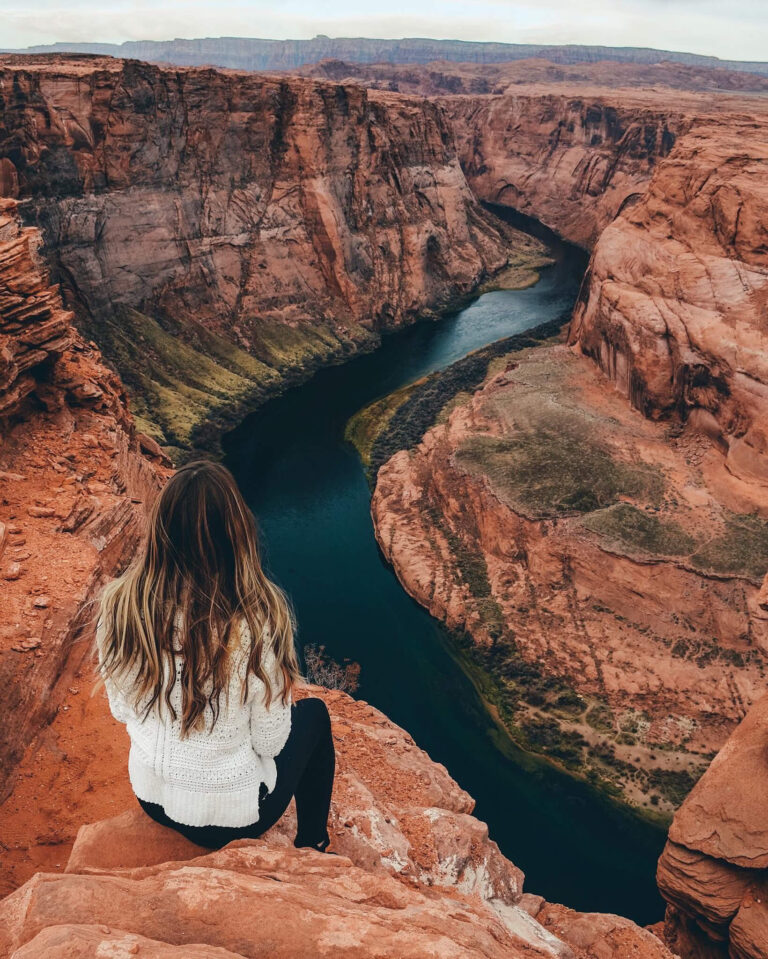 Page is small town in northern Arizona famous the Antelope Canyon and Horseshoe Bend that's become one of the most popular places to visit near Las Vegas