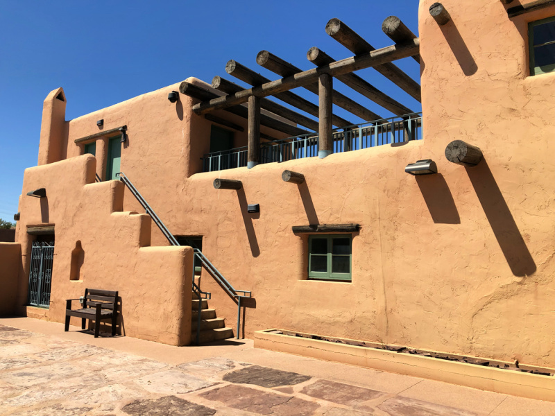 Eisendrath House is one of the best historic landmarks in Phoenix. 