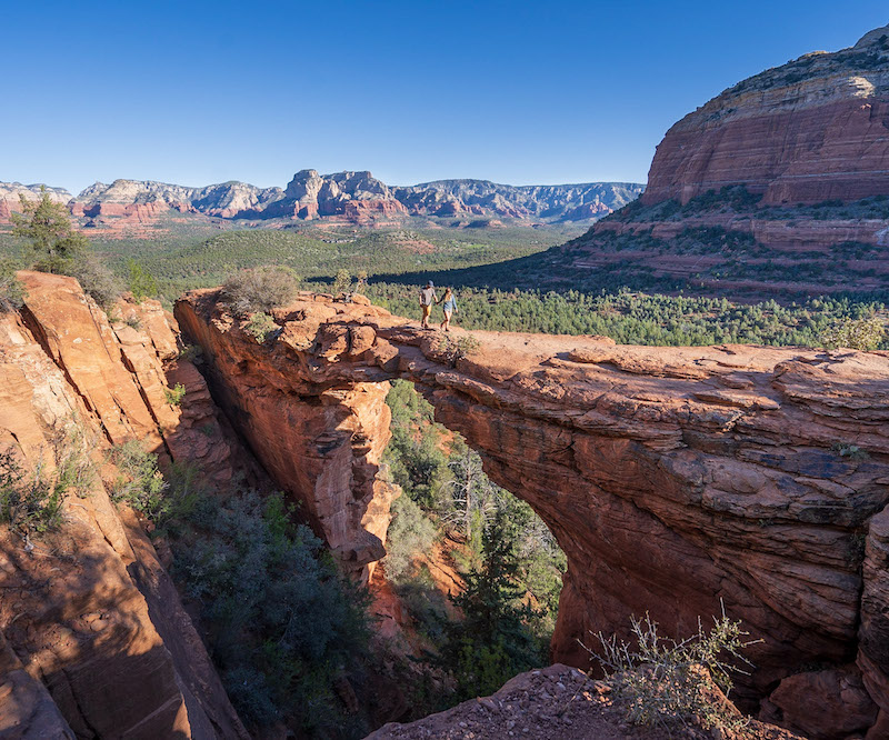 Sedona is small town with gorgeous scenery and superb hiking trails that's one of the most popular day trips from Phoenix.