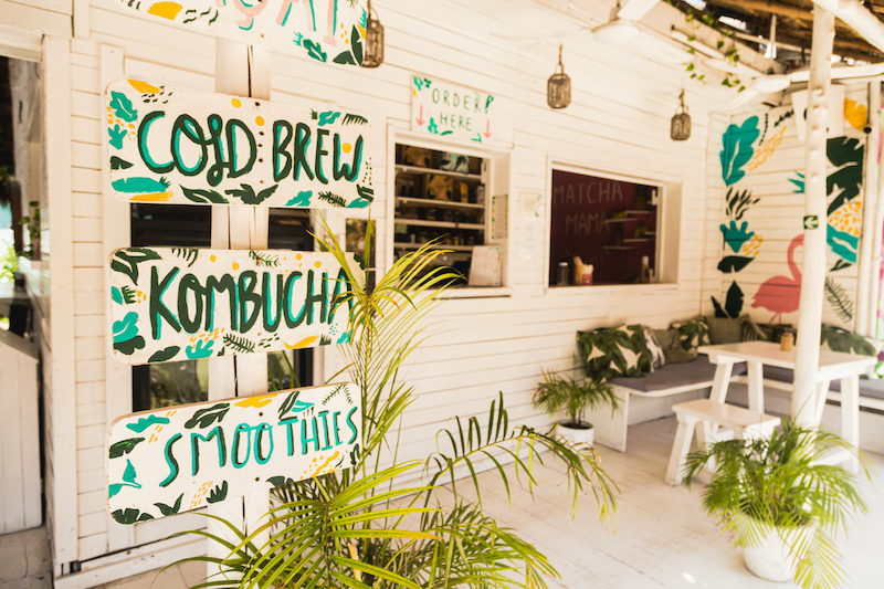 Matcha Mama is one of the most popular vegan restaurants in Tulum that offers smoothie bowls and shakes as well a vegan ice cream 