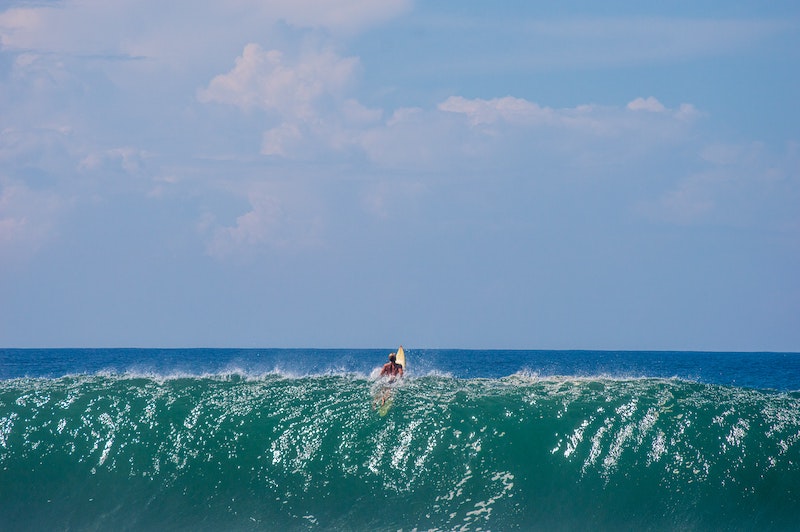 Oaxaca has several good spot for beginner surfers like Playa Carizalillo and La Punta, both located in Puerto Escondido.