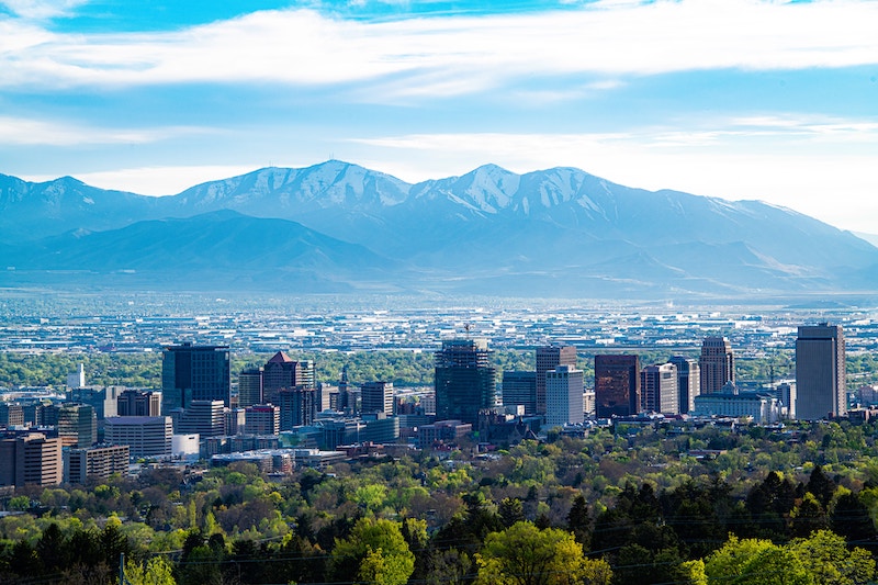 To use Uber in Salt Lake City, download the app and choose the right vehicle for your trip.