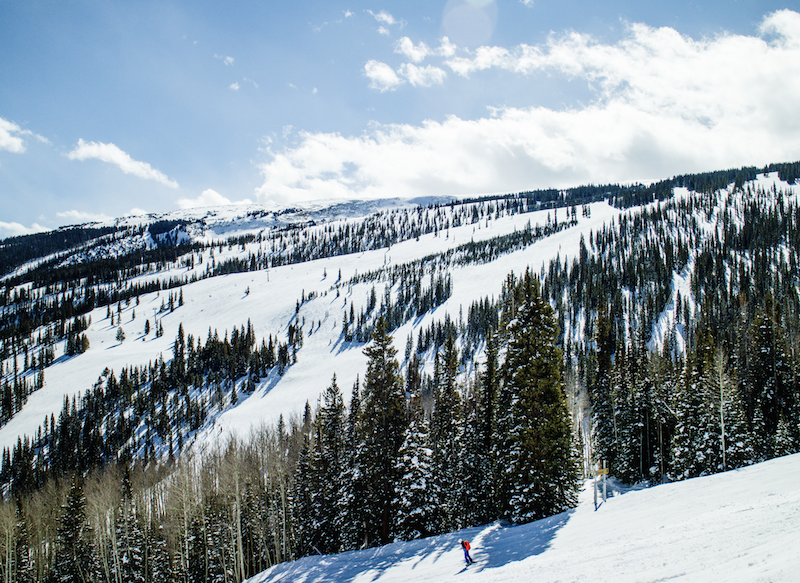 Skiing is one of the best things to do in Aspen in winter